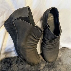 Dansko bootie wedge